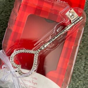 🆕- Christmas Ornament “New Home” Dated 2015 🎄